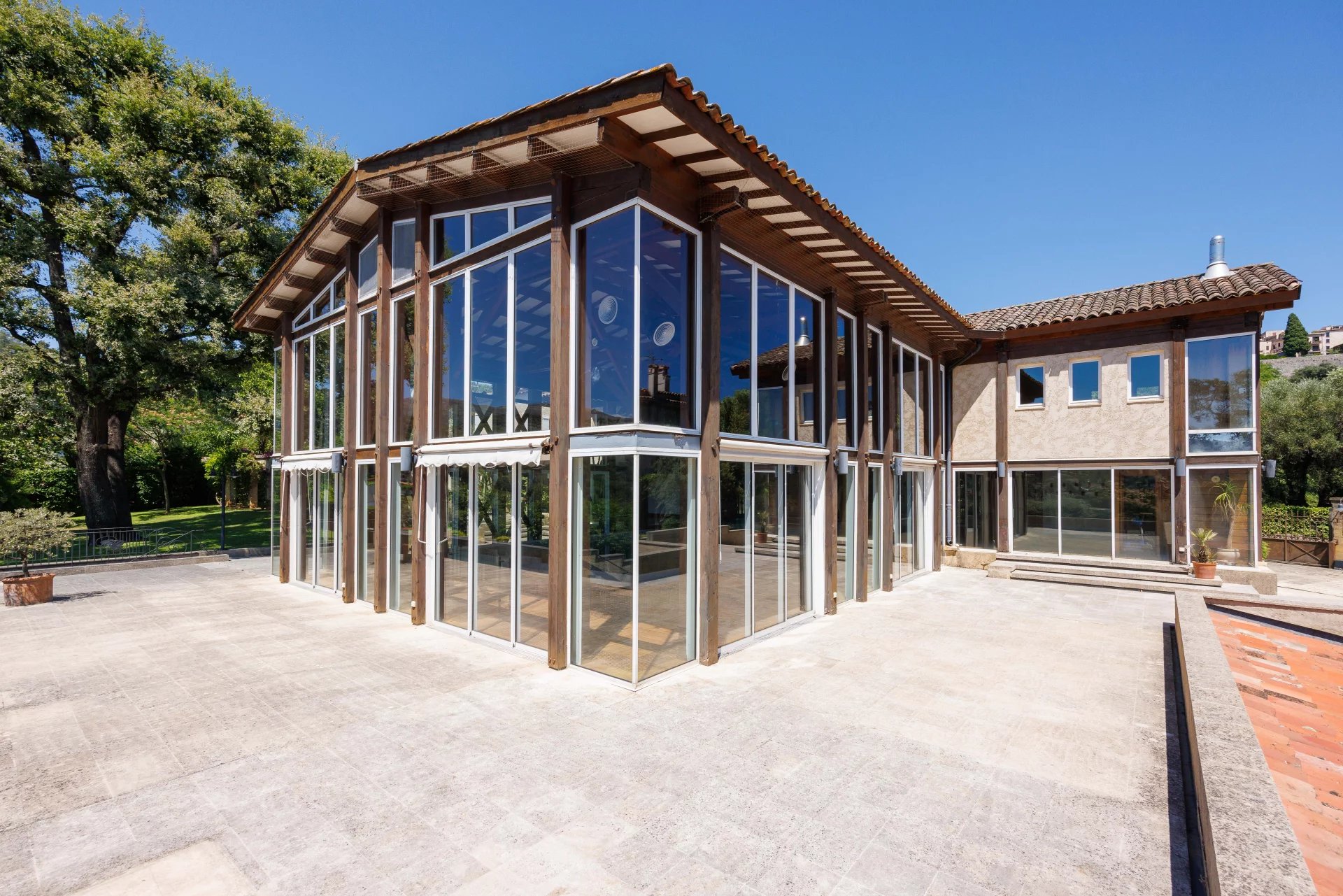 Saint-Paul-de-Vence, Provence-Alpes-Côte d’Azur, 06570, FR, 5 Bedrooms Bedrooms, ,Residential,For Sale,1895395