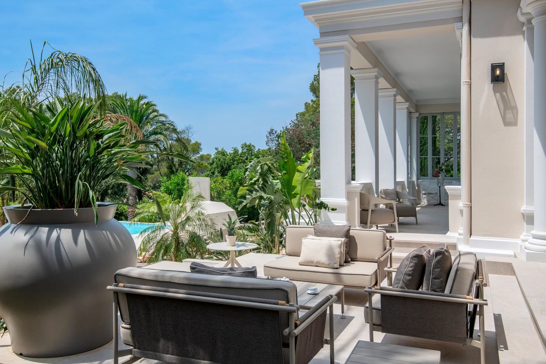 Saint-Raphaël, Provence-Alpes-Côte d’Azur, 83700, FR, 5 Bedrooms Bedrooms, ,Residential,For Sale,1994544