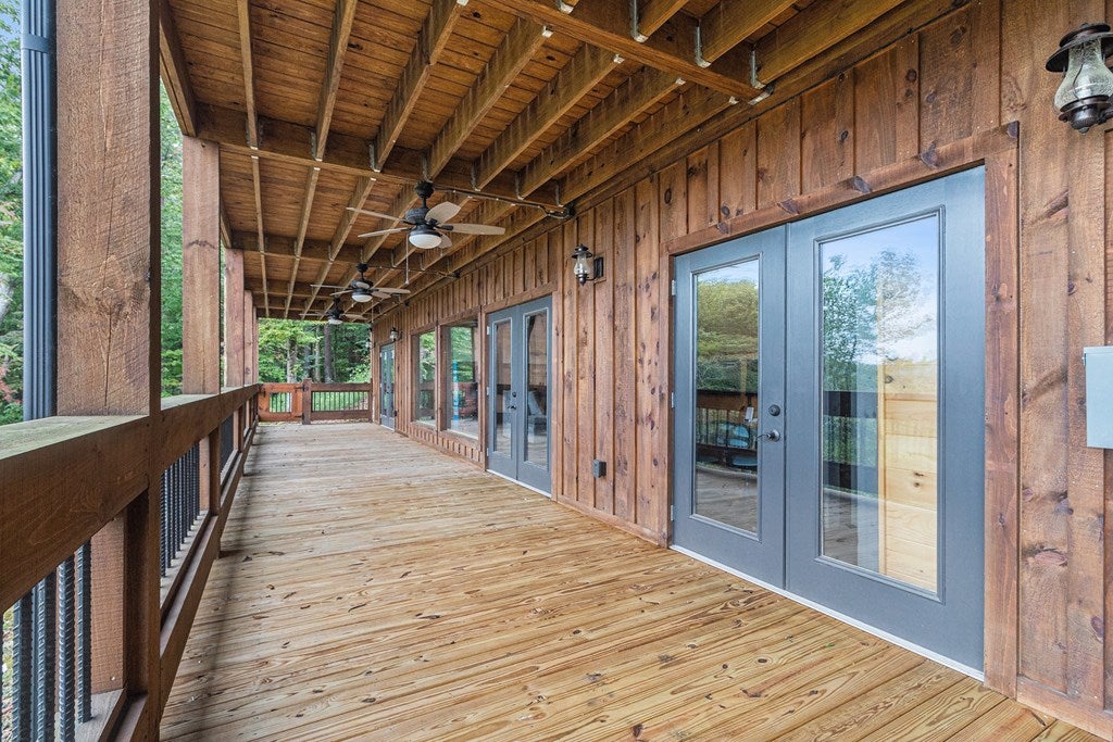 Ellijay, Georgia, 30540, United States, 5 Bedrooms Bedrooms, ,5 BathroomsBathrooms,Residential,For Sale,1952565