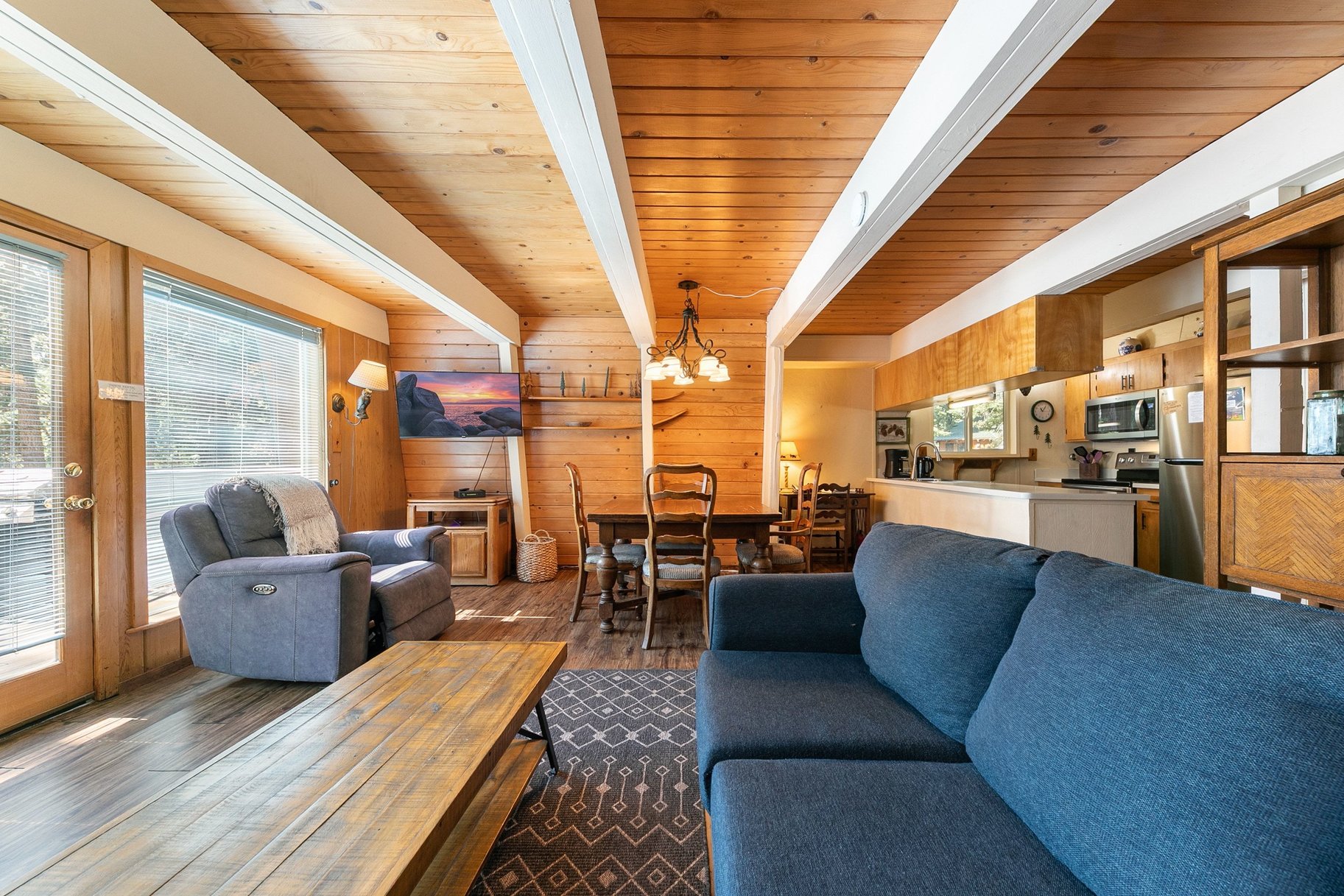  4 Bedroom Talmont Home Near Ski Areas & Private Beach at Lake Tahoe - 物件實景
