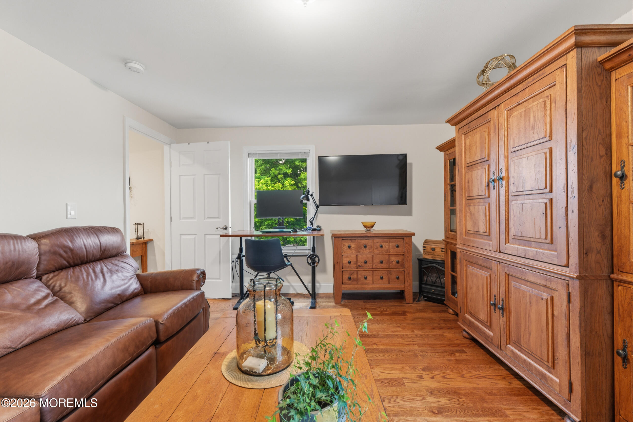 East Brunswick, New Jersey, 08816, United States, 4 Bedrooms Bedrooms, ,3 BathroomsBathrooms,Residential,For Sale,2049149