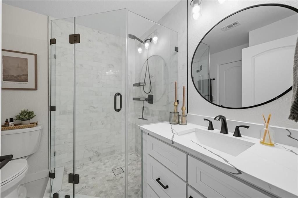 Tampa, Florida, 33602, United States, 3 Bedrooms Bedrooms, ,2 BathroomsBathrooms,Residential,For Sale,1970738