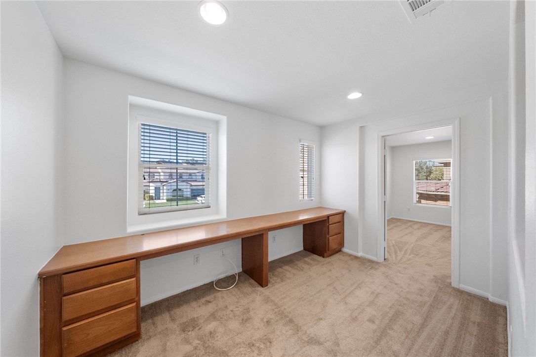 Murrieta, California, 92562, United States, 5 Bedrooms Bedrooms, ,3 BathroomsBathrooms,Residential,For Sale,1983032