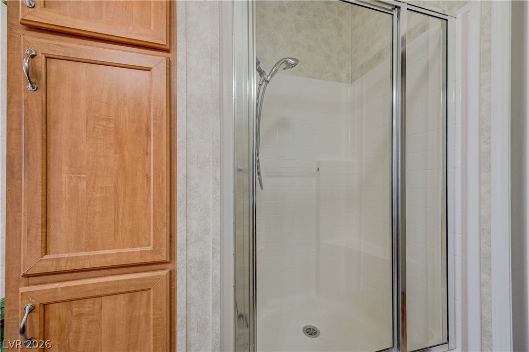 Las Vegas, Nevada, 89161, United States, 3 Bedrooms Bedrooms, ,2 BathroomsBathrooms,Residential,For Sale,2032219