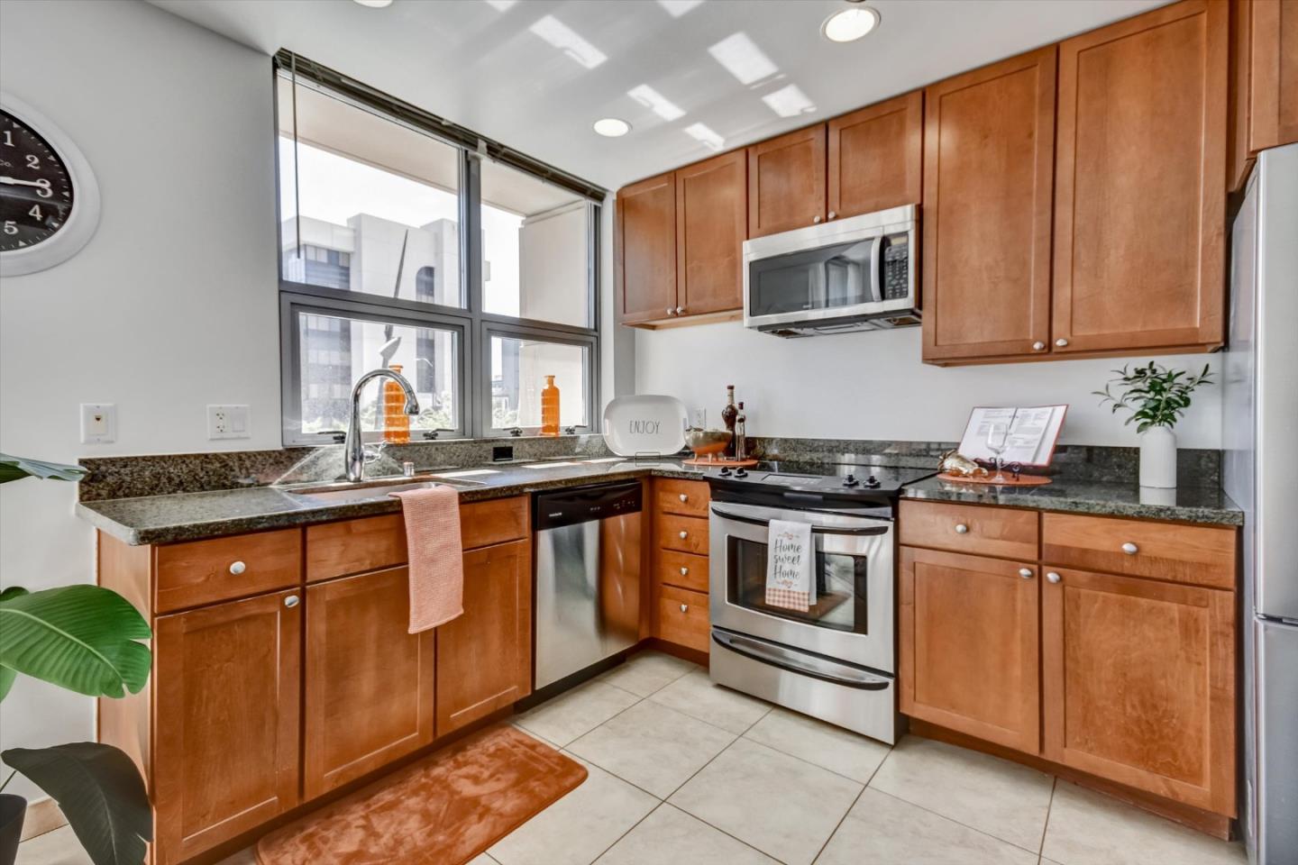 San Jose, California, 95110, United States, 2 Bedrooms Bedrooms, ,2 BathroomsBathrooms,Residential,For Sale,1910782