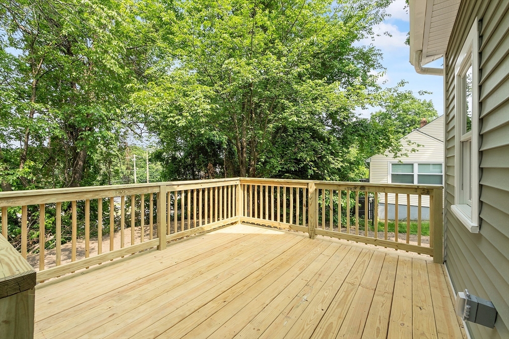 Leominster, Massachusetts, 01453, United States, 3 Bedrooms Bedrooms, ,2 BathroomsBathrooms,Residential,For Sale,1912072