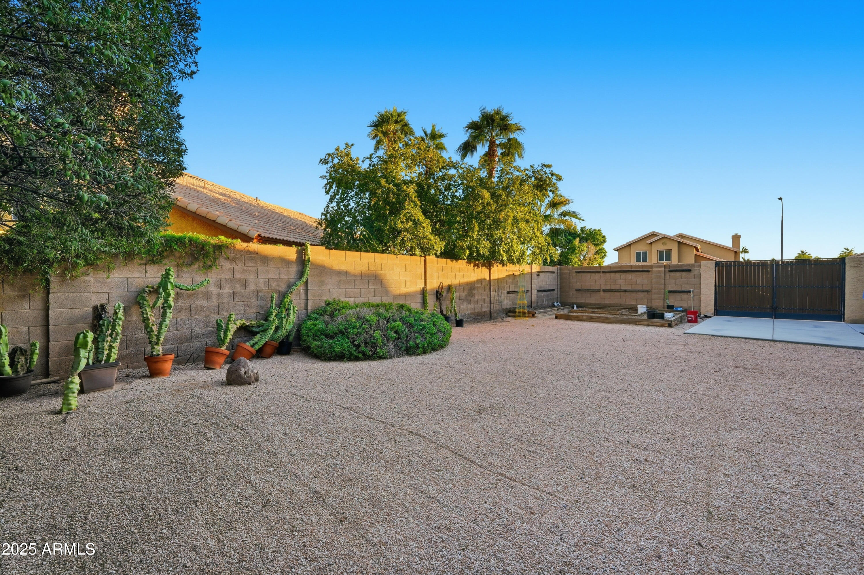 Phoenix, Arizona, 85044, United States, 4 Bedrooms Bedrooms, ,3 BathroomsBathrooms,Residential,For Sale,1993107