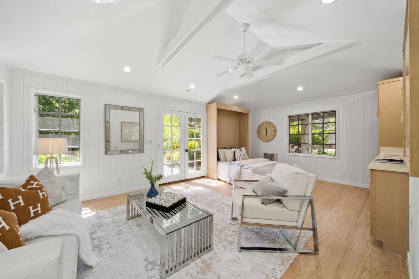 Palo Alto, California, 94301, United States, 4 Bedrooms Bedrooms, ,4 BathroomsBathrooms,Residential,For Sale,1837921