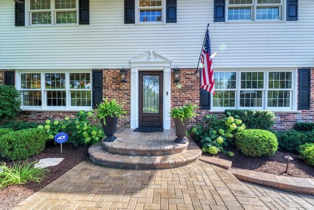 Medinah, Illinois, 60157, United States, 4 Bedrooms Bedrooms, ,4 BathroomsBathrooms,Residential,For Sale,1975518