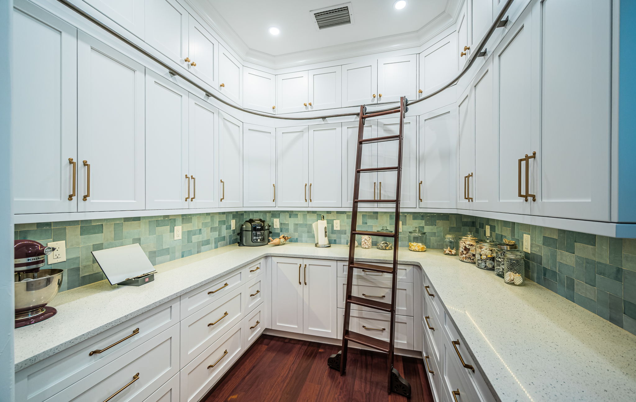 ST Pete Beach, Florida, 33706, United States, 5 Bedrooms Bedrooms, ,6 BathroomsBathrooms,Residential,For Sale,2006240