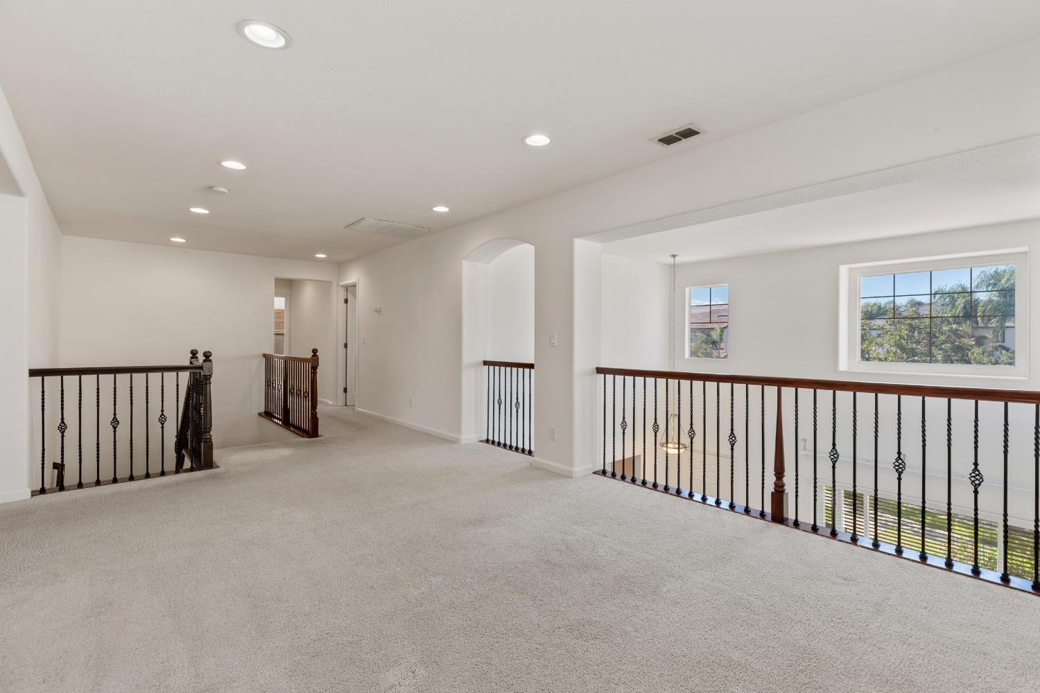 Patterson, California, 95363, United States, 5 Bedrooms Bedrooms, ,4 BathroomsBathrooms,Residential,For Sale,1976897