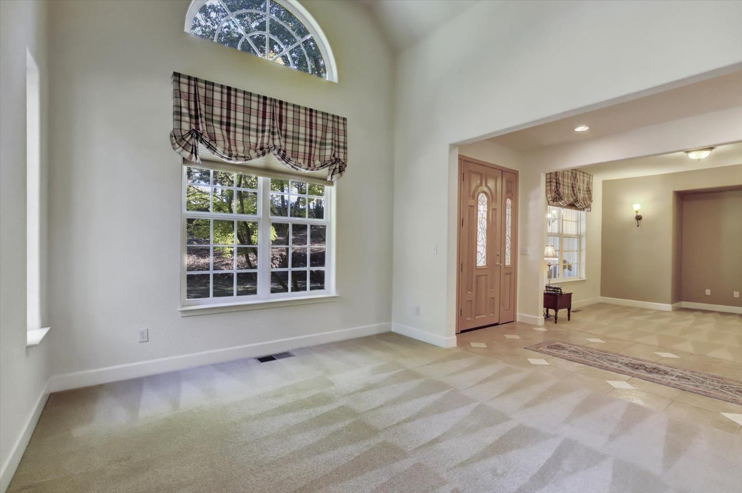 Grass Valley, California, 95945, United States, 4 Bedrooms Bedrooms, ,4 BathroomsBathrooms,Residential,For Sale,1986075