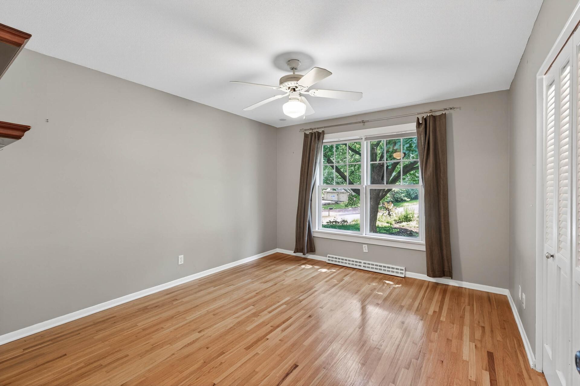 Minnetonka, Minnesota, 55345, United States, 5 Bedrooms Bedrooms, ,2 BathroomsBathrooms,Residential,For Sale,1919862