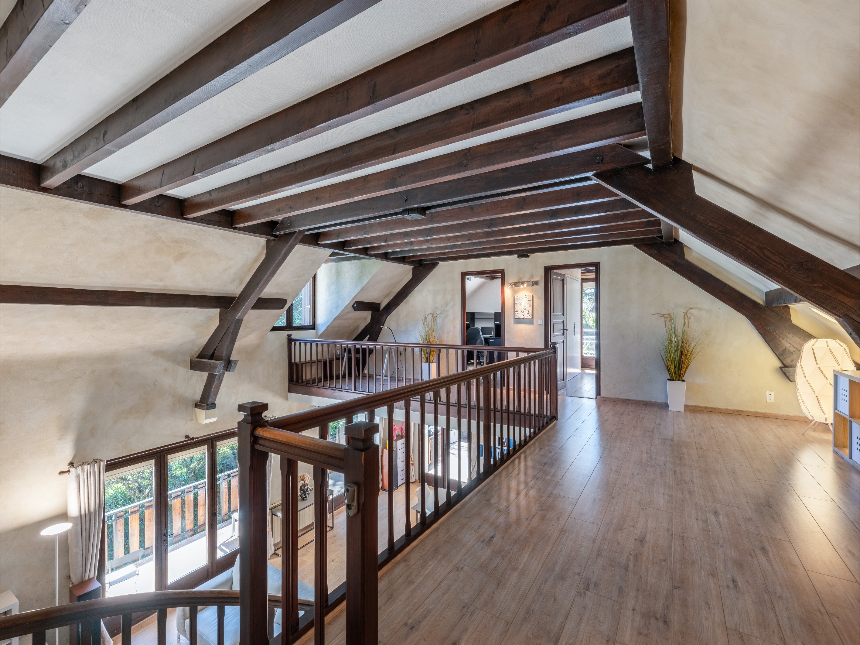  Exclusive - Charming family home with wooded grounds and swimming pool, 10 minu… - 物件實景
