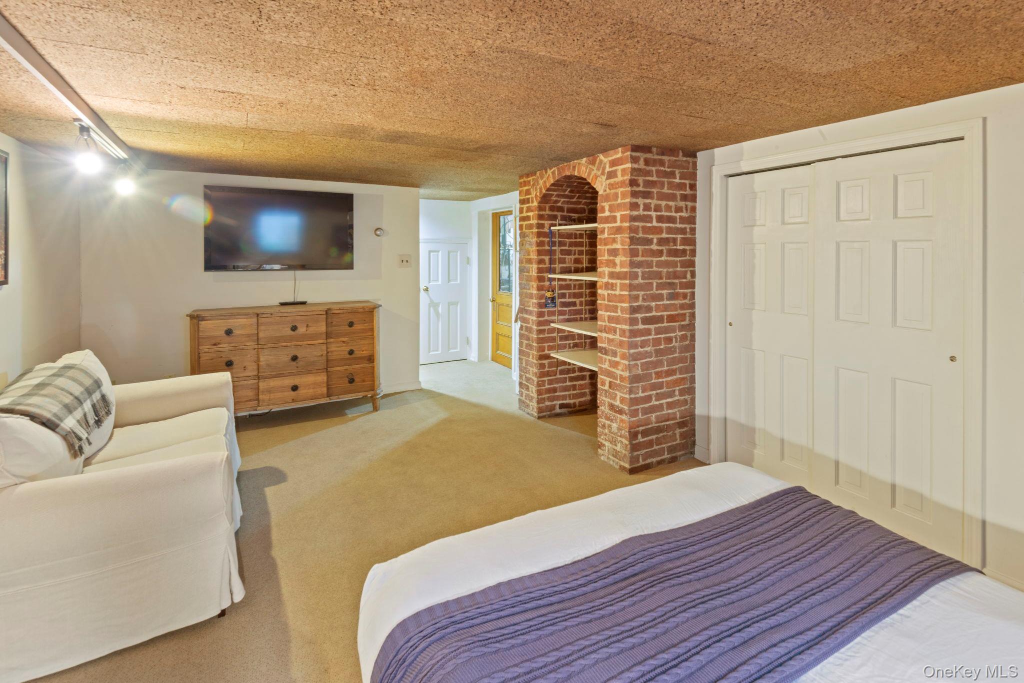 Northport, New York, 11768, United States, 3 Bedrooms Bedrooms, ,2 BathroomsBathrooms,Residential,For Sale,1925556