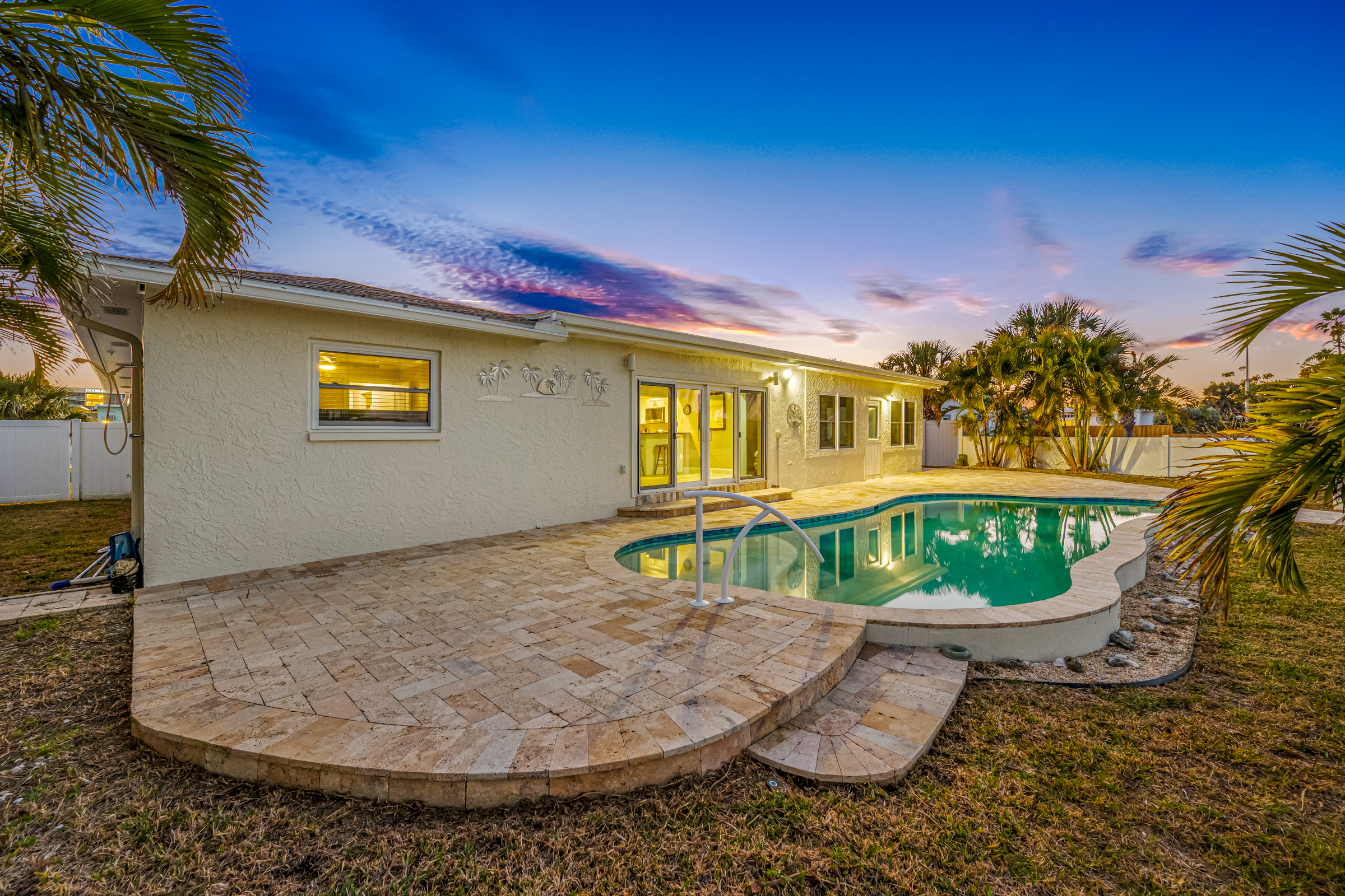 North Redington Beach, Florida, 33708, United States, 3 Bedrooms Bedrooms, ,2 BathroomsBathrooms,Residential,For Sale,2017347