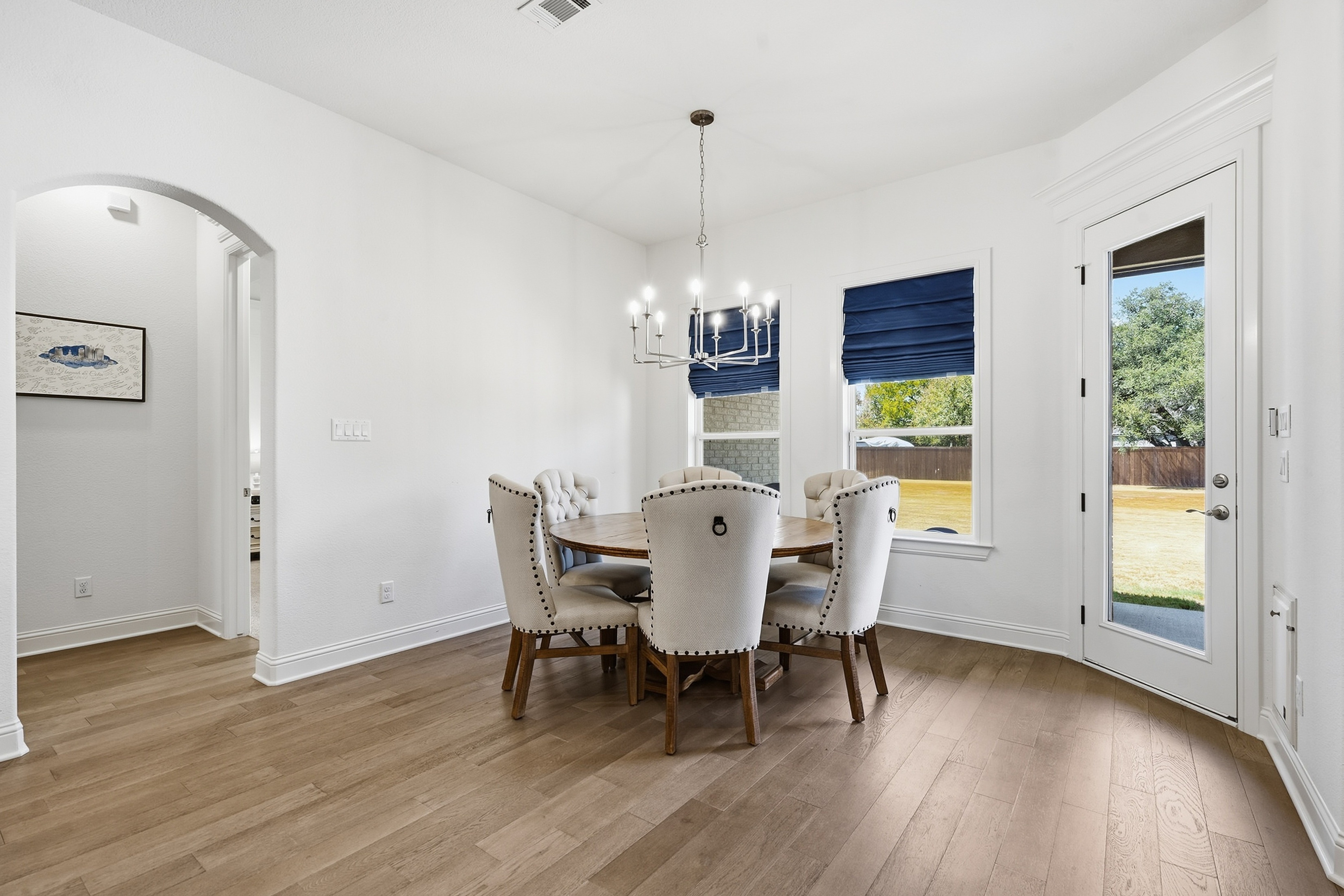  Light Filled Luxury in Panther Creek Estates - 物件實景