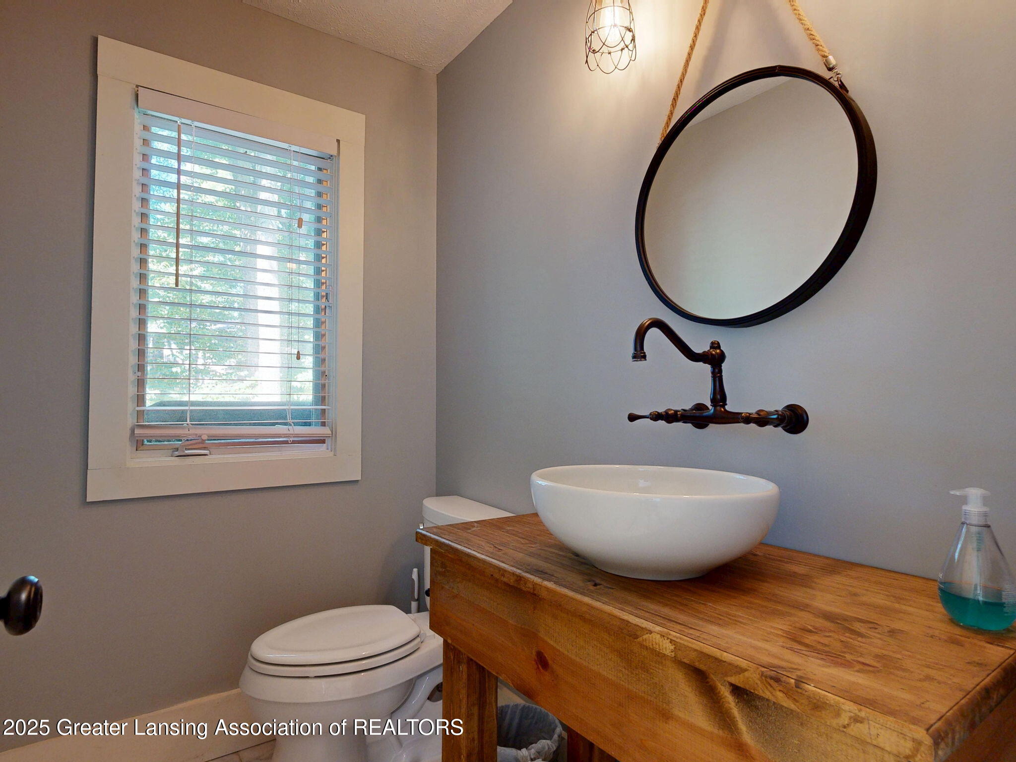 Okemos, Michigan, 48864, United States, 5 Bedrooms Bedrooms, ,4 BathroomsBathrooms,Residential,For Sale,1975829