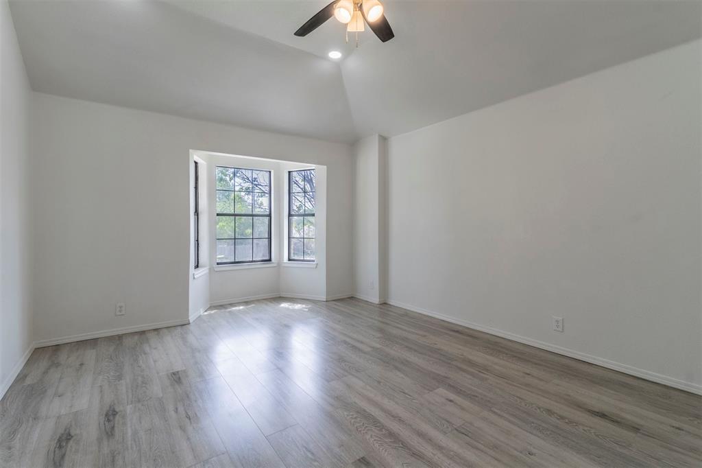Fort Worth, Texas, 76179, United States, 4 Bedrooms Bedrooms, ,4 BathroomsBathrooms,Residential,For Sale,1915544