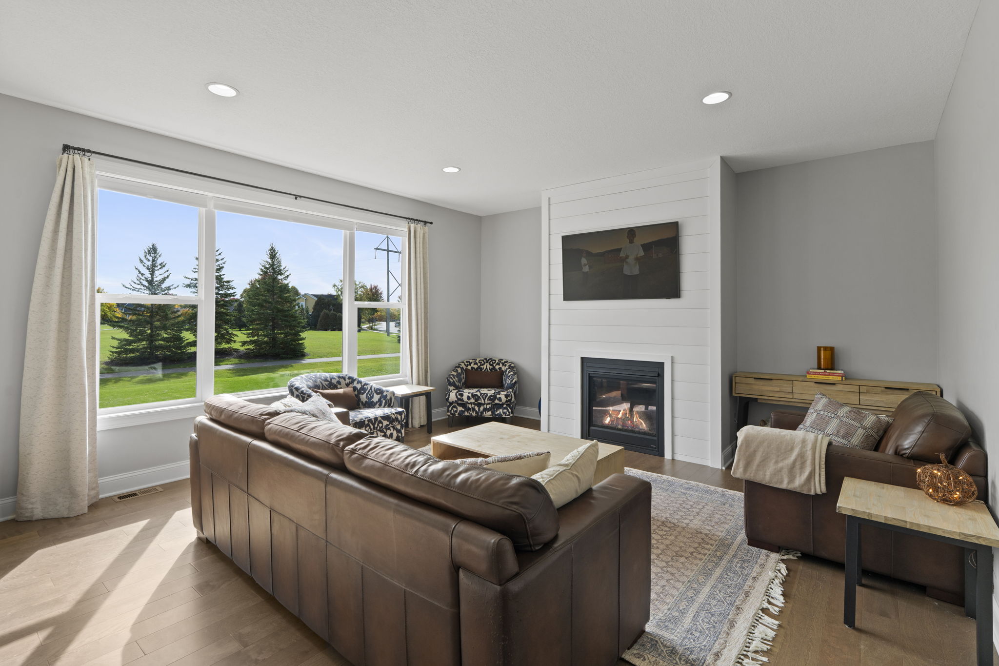  Contemporary Farmhouse Charm in Coveted Towne Lakes - 物件實景