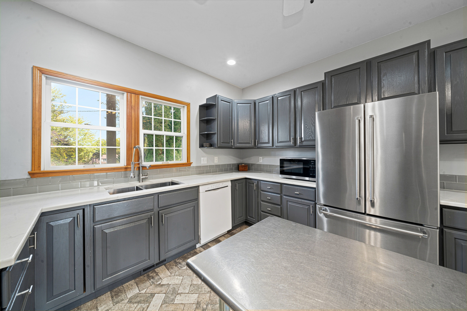 Elburn, Illinois, 60119, United States, 5 Bedrooms Bedrooms, ,3 BathroomsBathrooms,Residential,For Sale,1986331