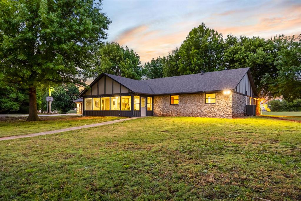 Oklahoma City, Oklahoma, 73179, United States, 4 Bedrooms Bedrooms, ,3 BathroomsBathrooms,Residential,For Sale,2048945