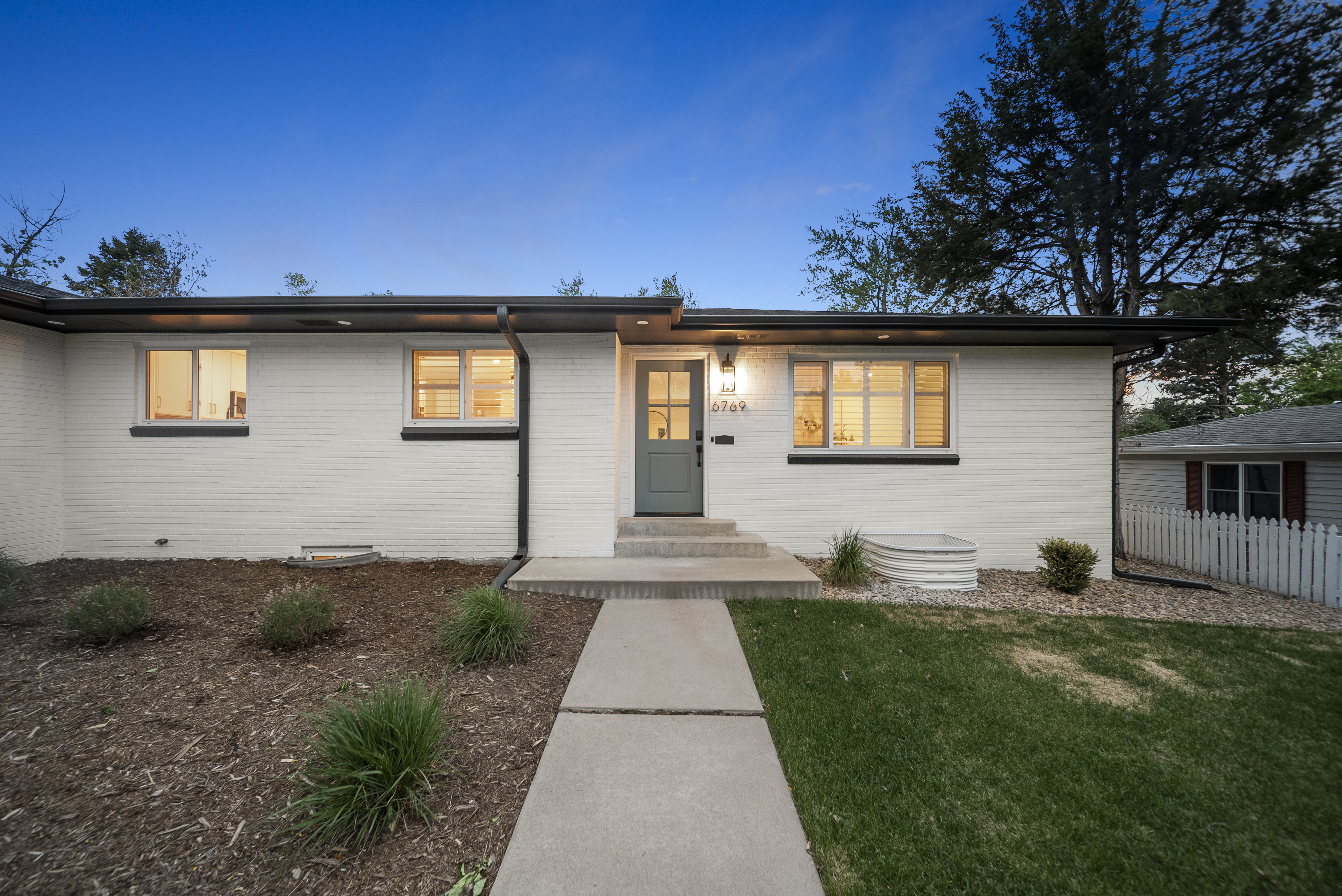 Fully Renovated Home In The Heart Of Littleton Park - 物件實景