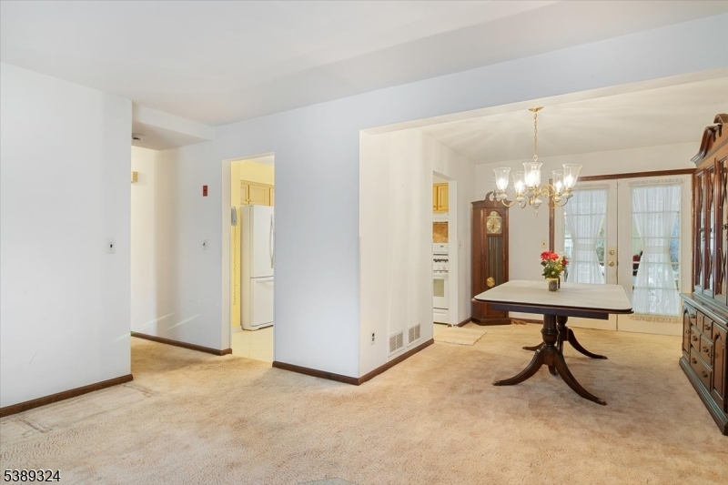 Rockaway Twp., New Jersey, 07866-2817, United States, 4 Bedrooms Bedrooms, ,3 BathroomsBathrooms,Residential,For Sale,1983122