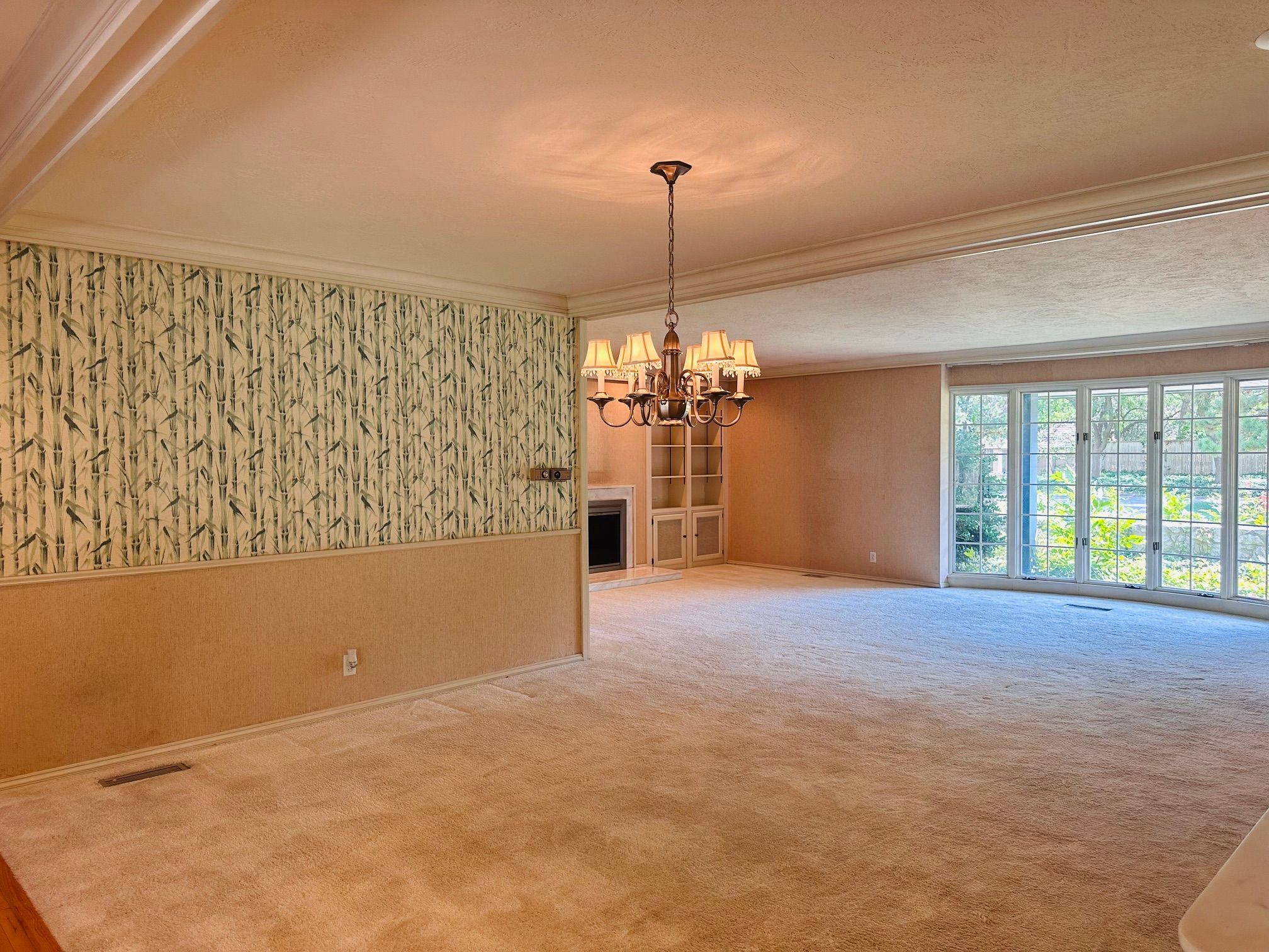 Enid, Oklahoma, 73703, United States, 5 Bedrooms Bedrooms, ,5 BathroomsBathrooms,Residential,For Sale,1981686