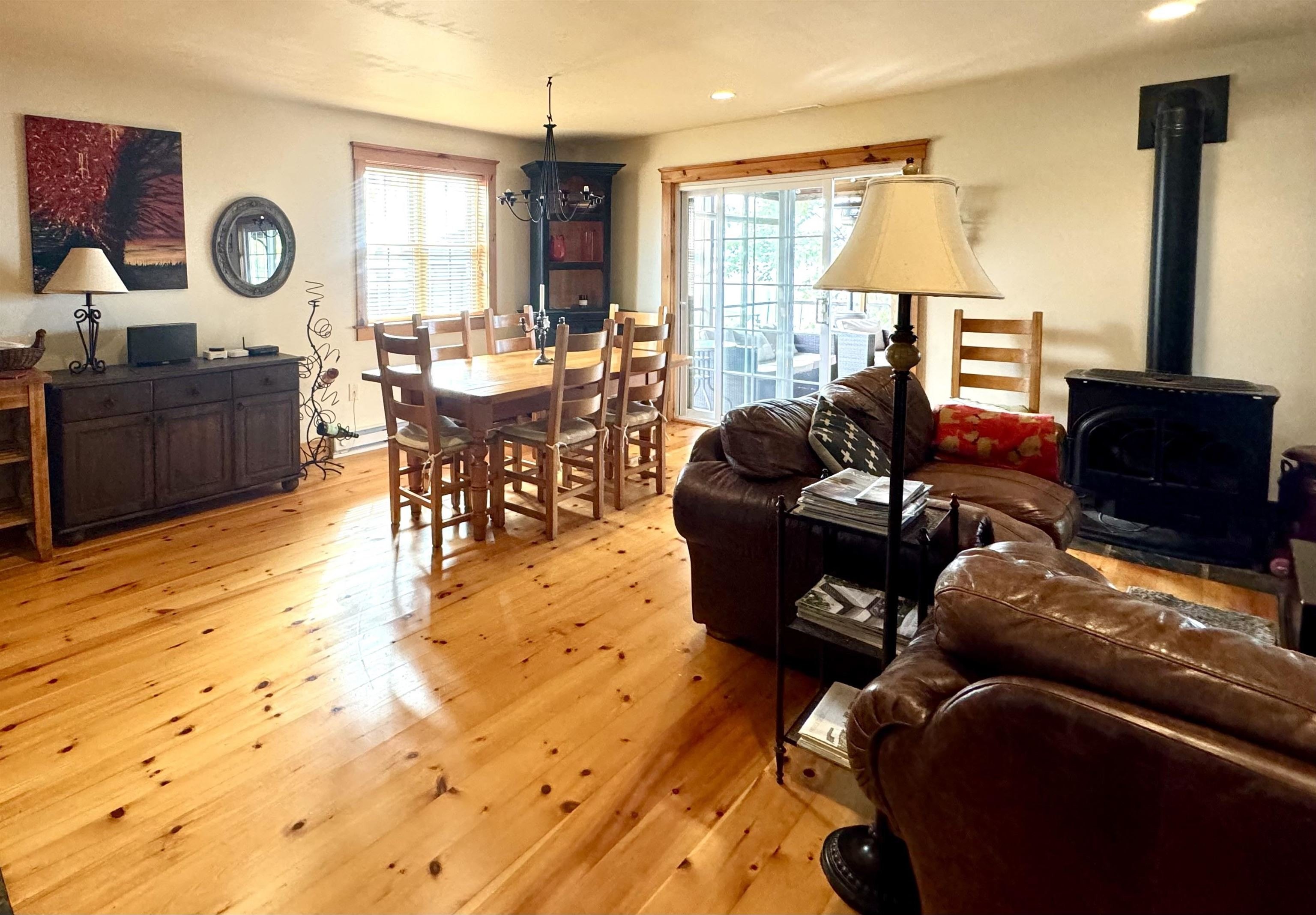 Alburgh, Vermont, 05440, United States, 3 Bedrooms Bedrooms, ,2 BathroomsBathrooms,Residential,For Sale,1981784