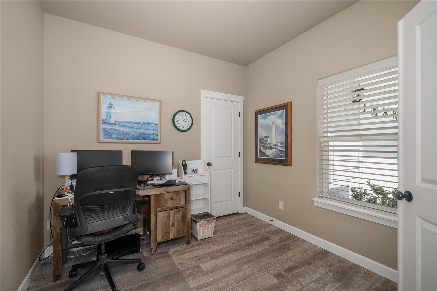 Liberty Lake, Washington, 99019, United States, 4 Bedrooms Bedrooms, ,2 BathroomsBathrooms,Residential,For Sale,1856112