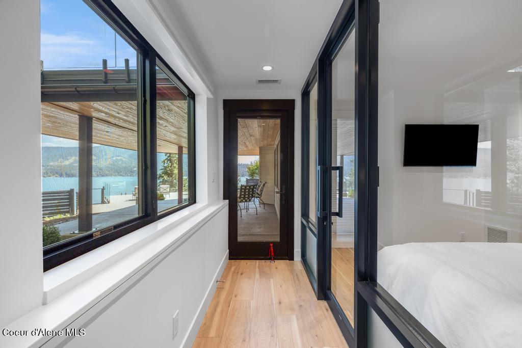 Hayden Lake, Idaho, 83835, United States, 4 Bedrooms Bedrooms, ,4 BathroomsBathrooms,Residential,For Sale,1983498