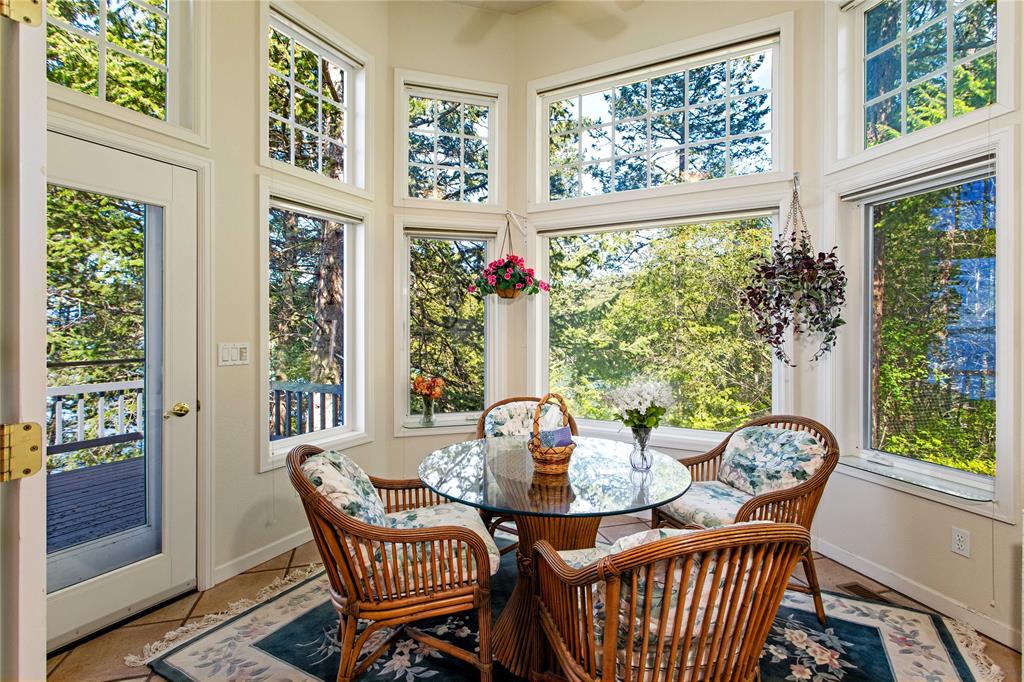 Polson, Montana, 59860, United States, 4 Bedrooms Bedrooms, ,4 BathroomsBathrooms,Residential,For Sale,1984394