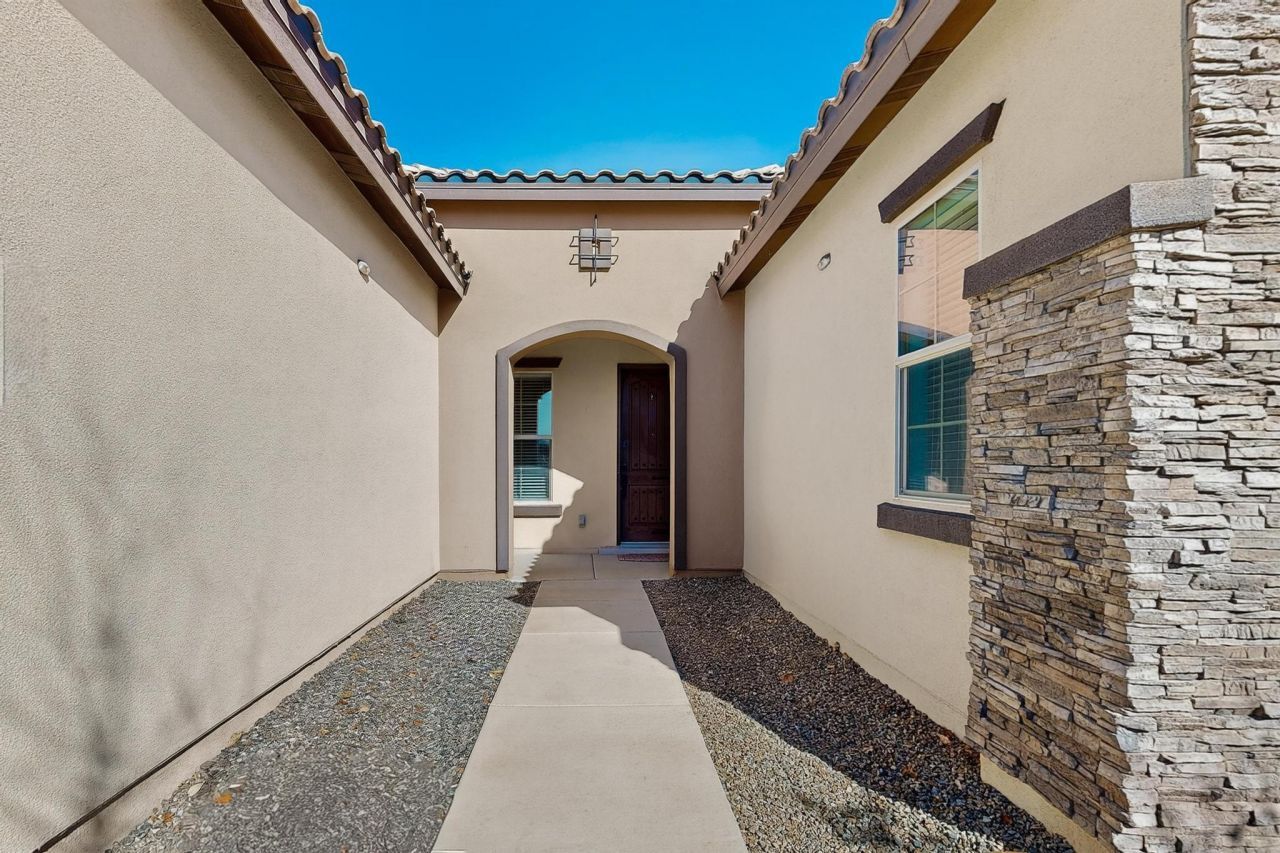 Rio Rancho, New Mexico, 87124, United States, 3 Bedrooms Bedrooms, ,2 BathroomsBathrooms,Residential,For Sale,1992883