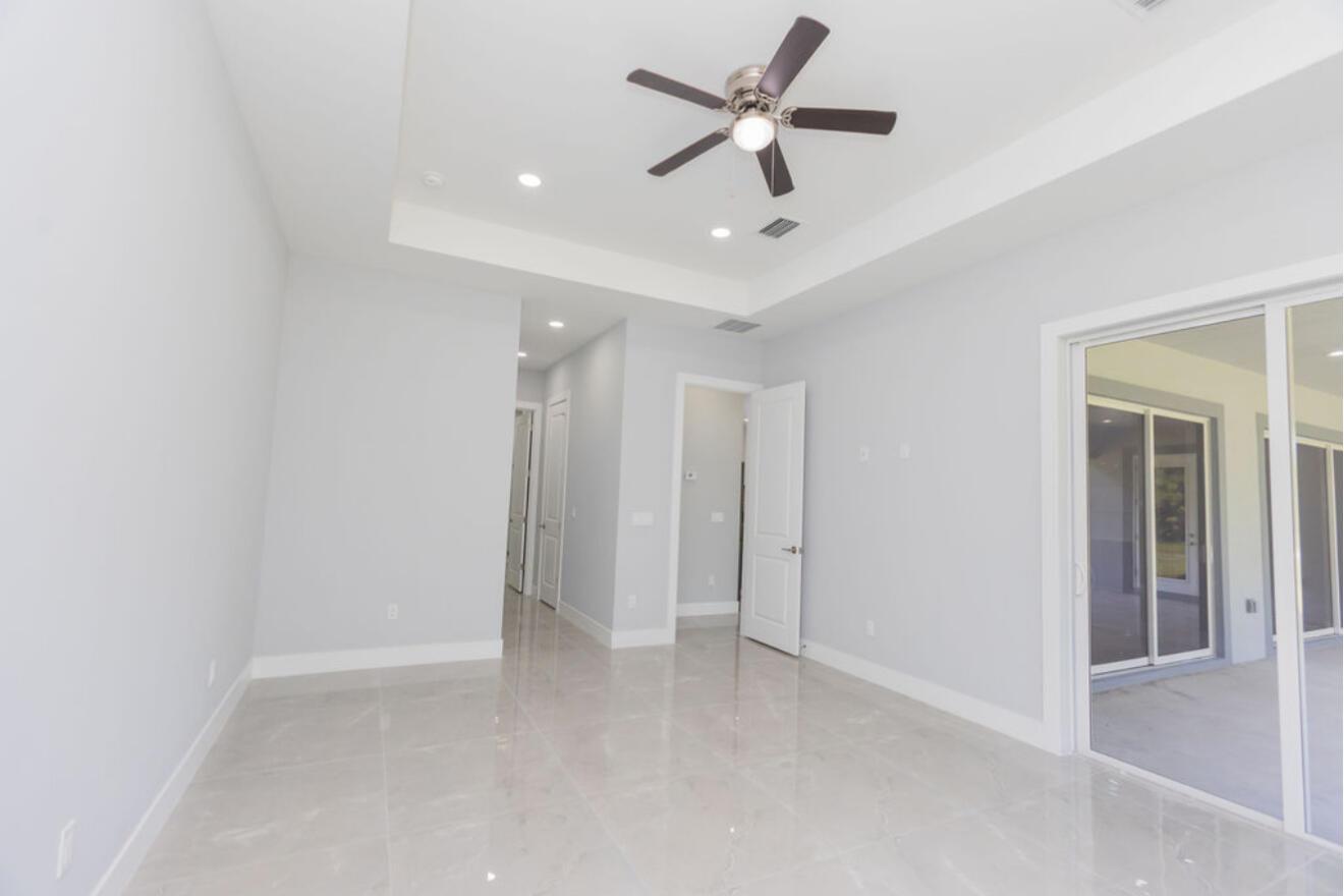 Port St Lucie, Florida, 34986, United States, 4 Bedrooms Bedrooms, ,3 BathroomsBathrooms,Residential,For Sale,1926175