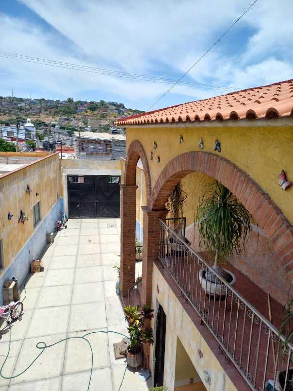 electricistas, Querétaro, Querétaro, 76148, Mexico, 3 Bedrooms Bedrooms, ,1 BathroomBathrooms,Residential,For Sale,electricistas,1622251