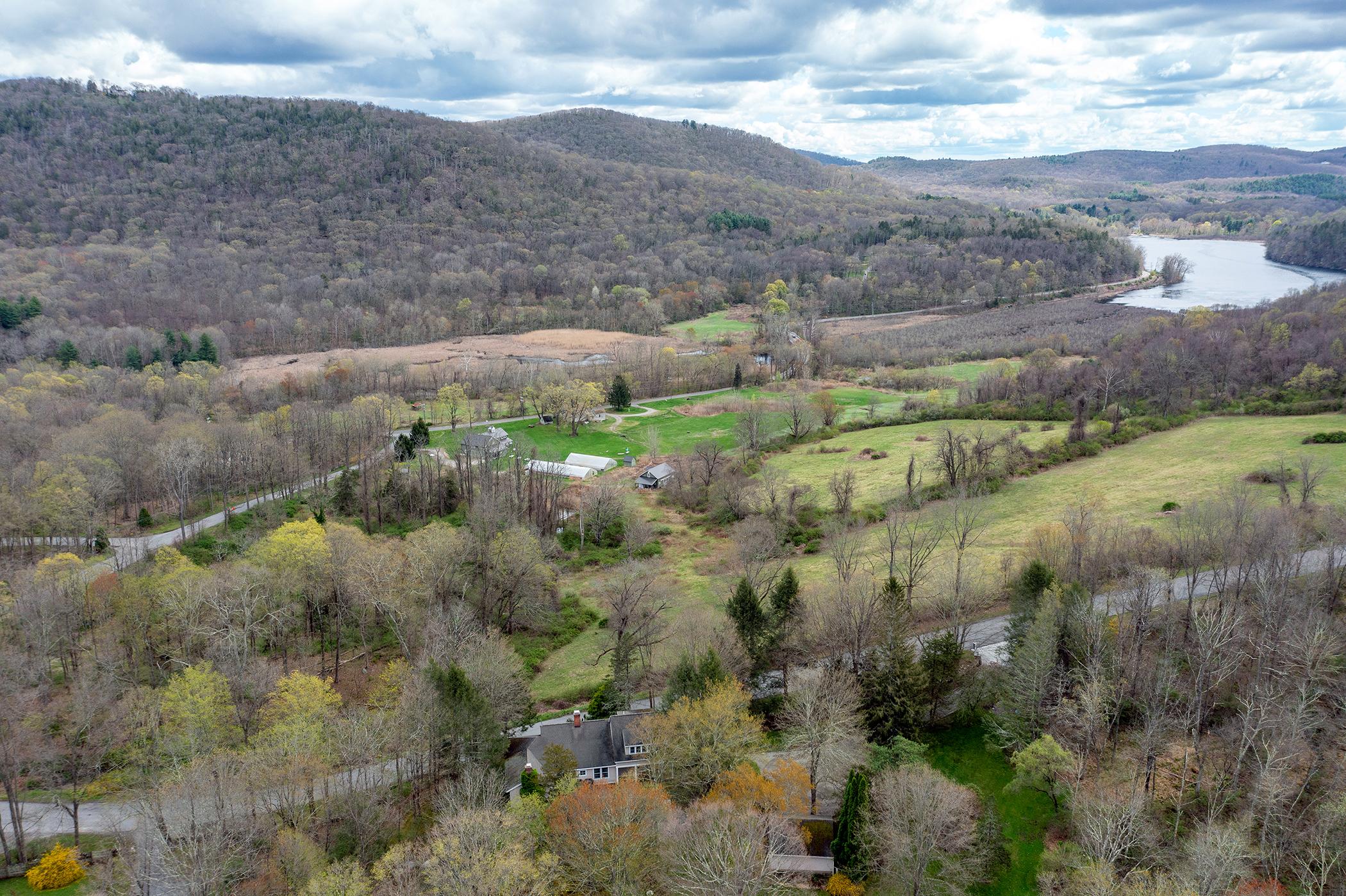  46 Spooner Hill Road - 物件實景