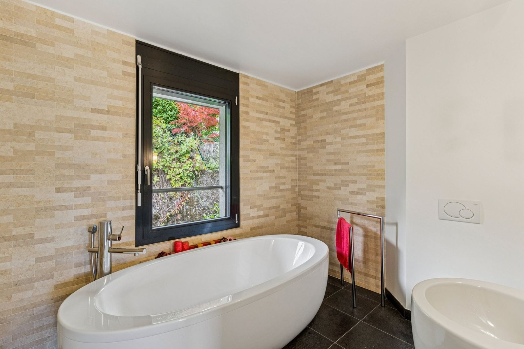  Spacious 200 m² townhouse with a view of the lake. - 物件實景