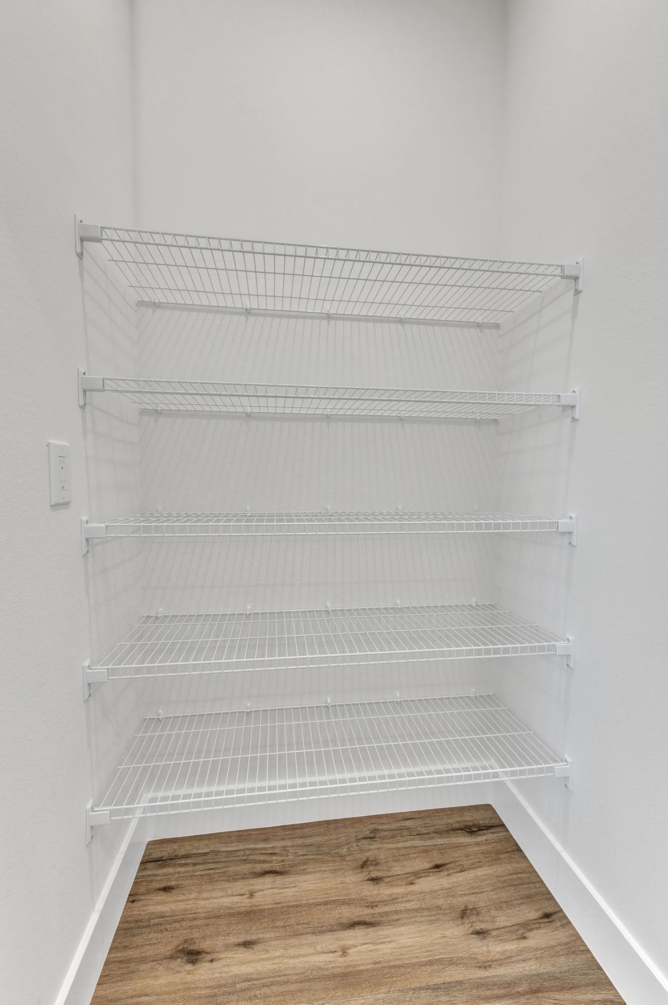 Port Charlotte, Florida, 33981, United States, 4 Bedrooms Bedrooms, ,3 BathroomsBathrooms,Residential,For Sale,1954772