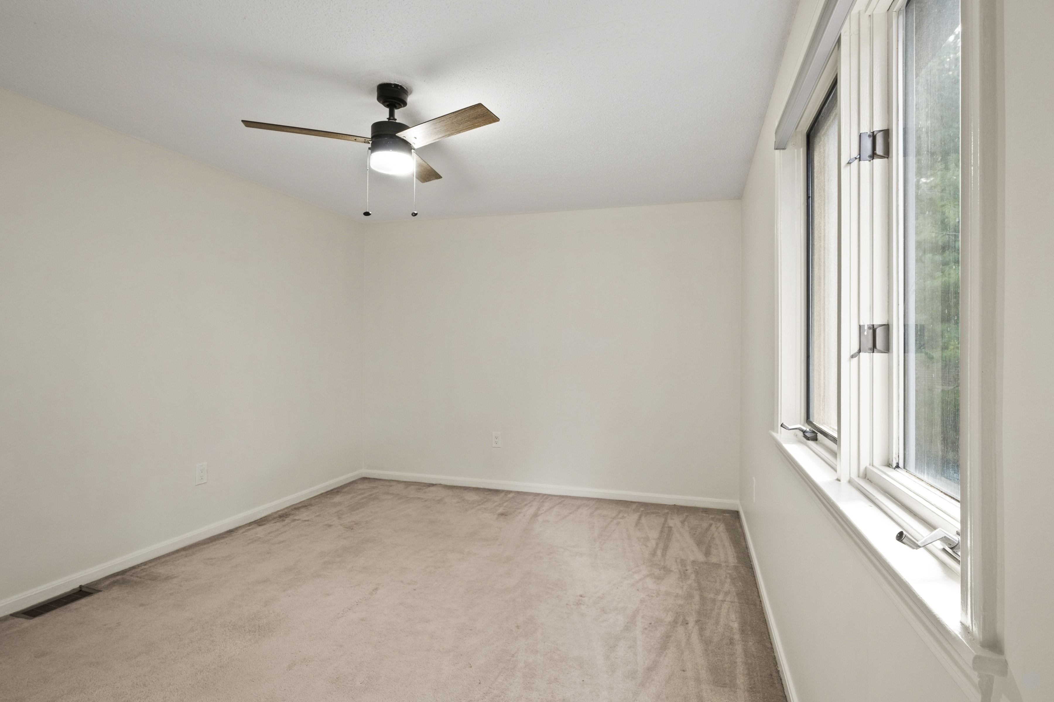  55 Littleton Road, Ayer, MA 01432 - 物件實景