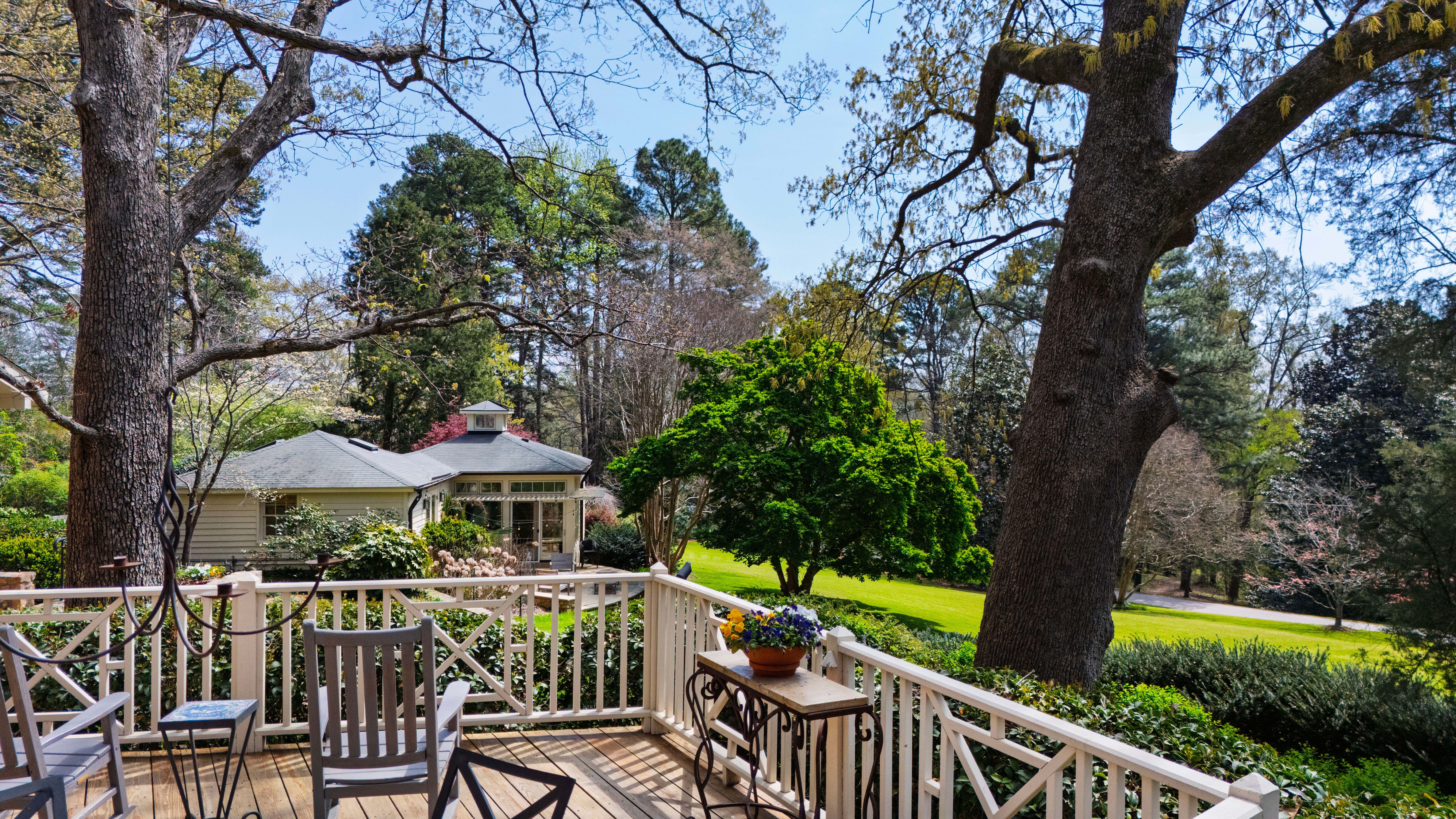  223 Hillcrest Circle, Chapel Hill, NC 27514 - 物件實景