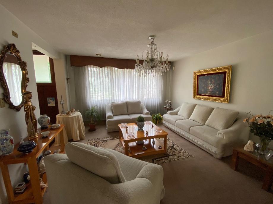 Retorno de Agua Caliente, Naucalpan de Juárez, Estado de méxico, 53910, Mexico, 4 Bedrooms Bedrooms, ,2 BathroomsBathrooms,Residential,For Sale,Retorno de Agua Caliente,1599387
