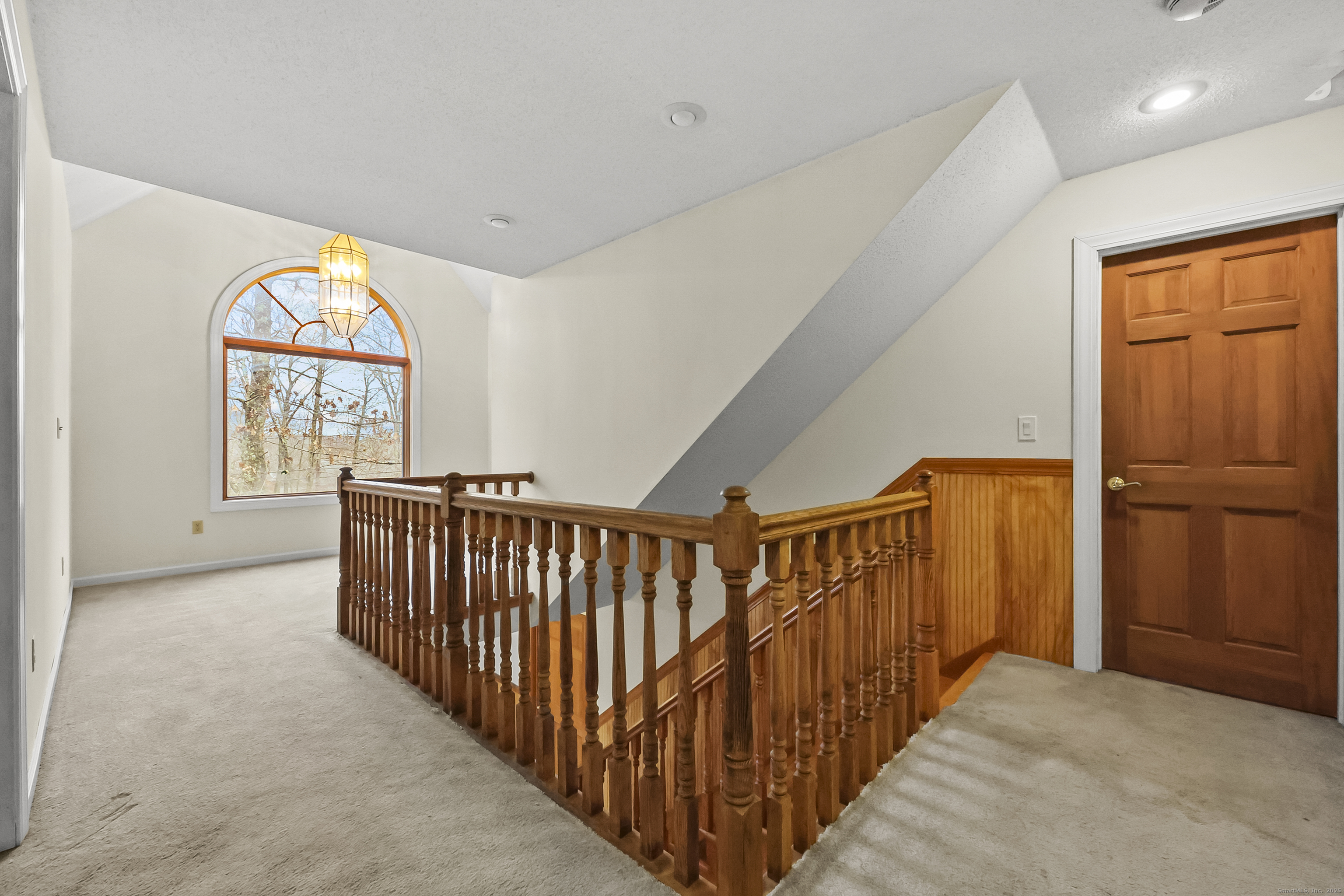 Lebanon, Connecticut, 06249, United States, 3 Bedrooms Bedrooms, ,4 BathroomsBathrooms,Residential,For Sale,1999598