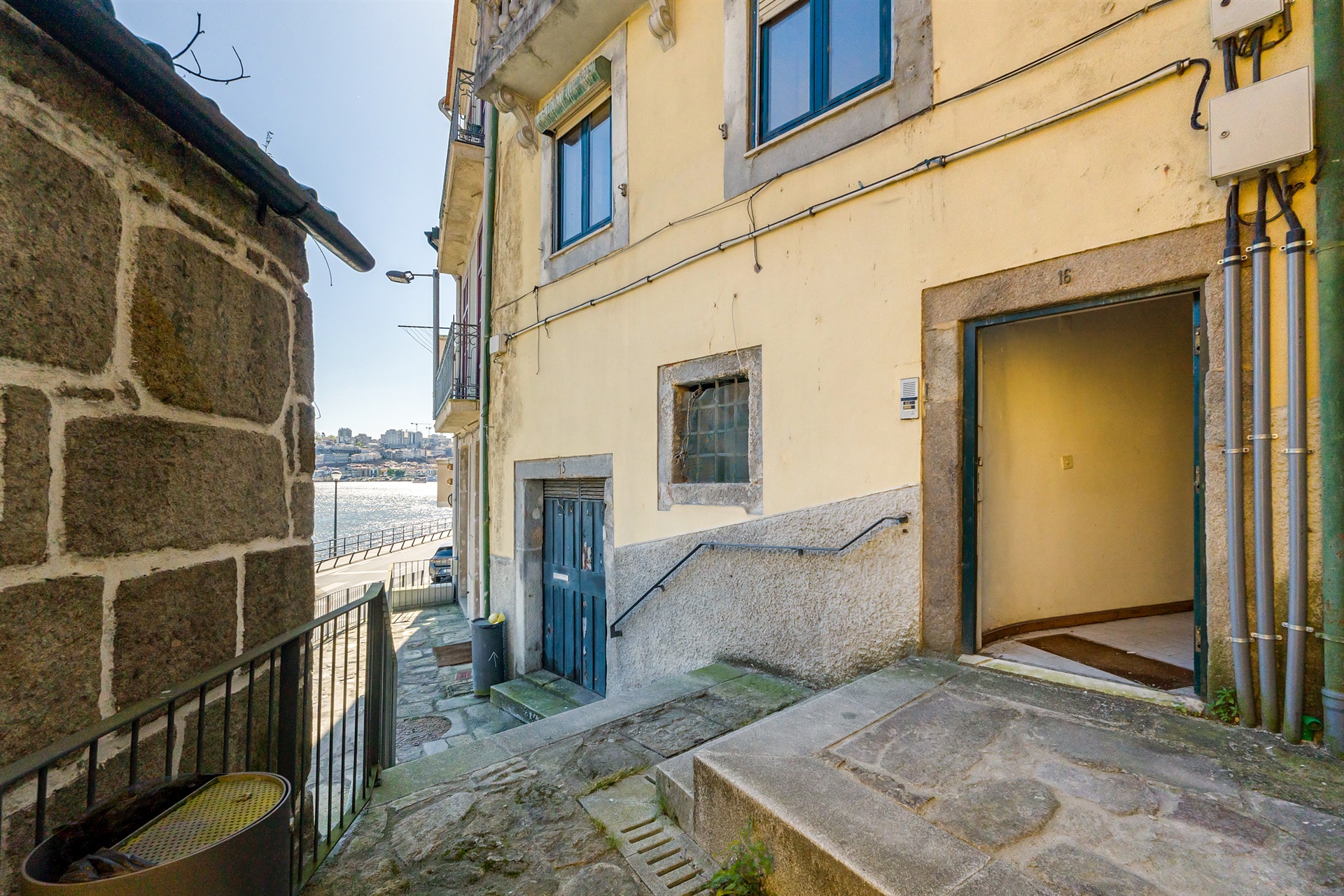  Building for Sale - 物件實景