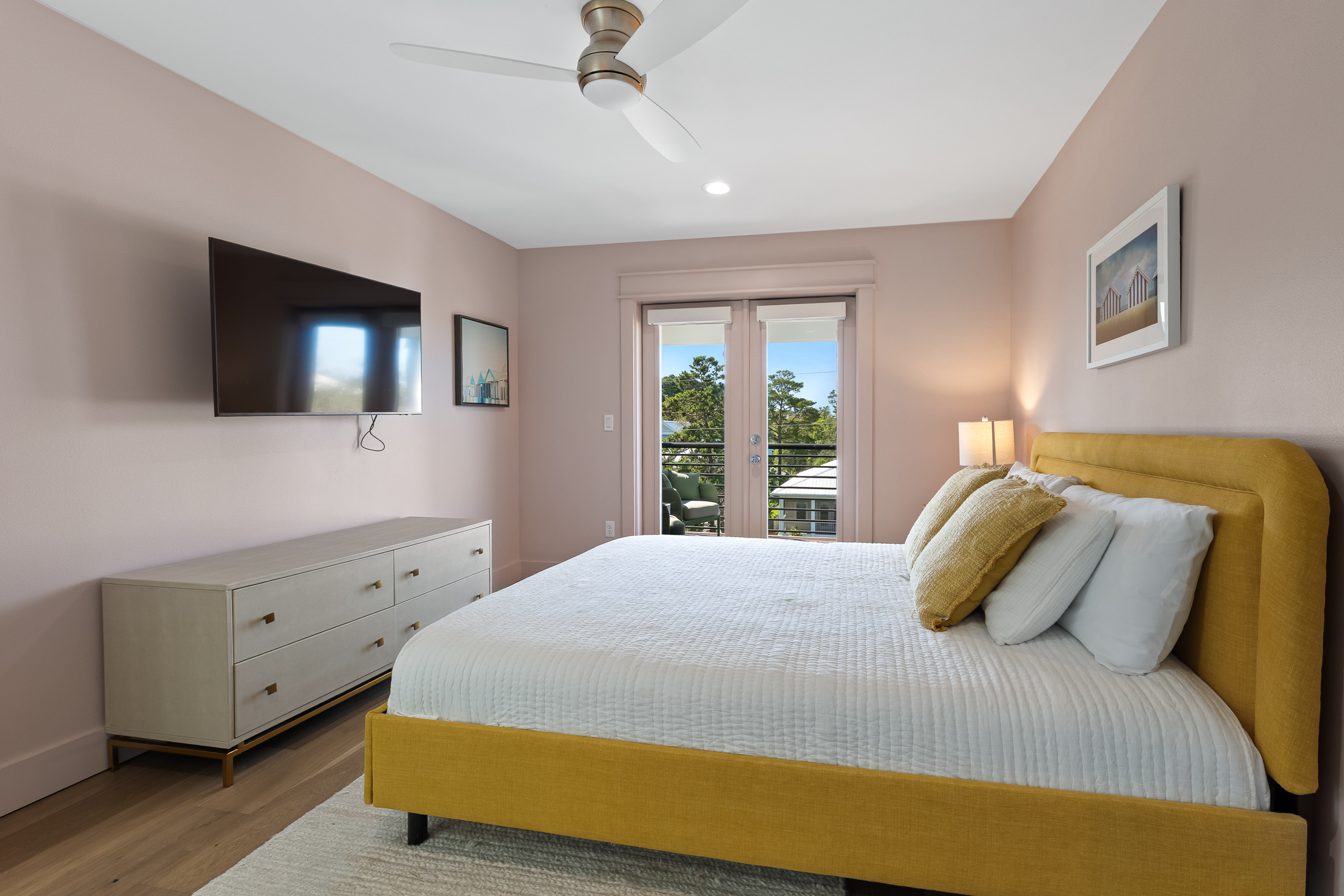  Grand Coastal Retreat With Carriage House And Resort-Style Pool - 物件實景