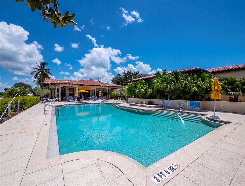 Longboat Key, Florida, 34228, United States, 2 Bedrooms Bedrooms, ,3 BathroomsBathrooms,Residential,For Sale,1942168