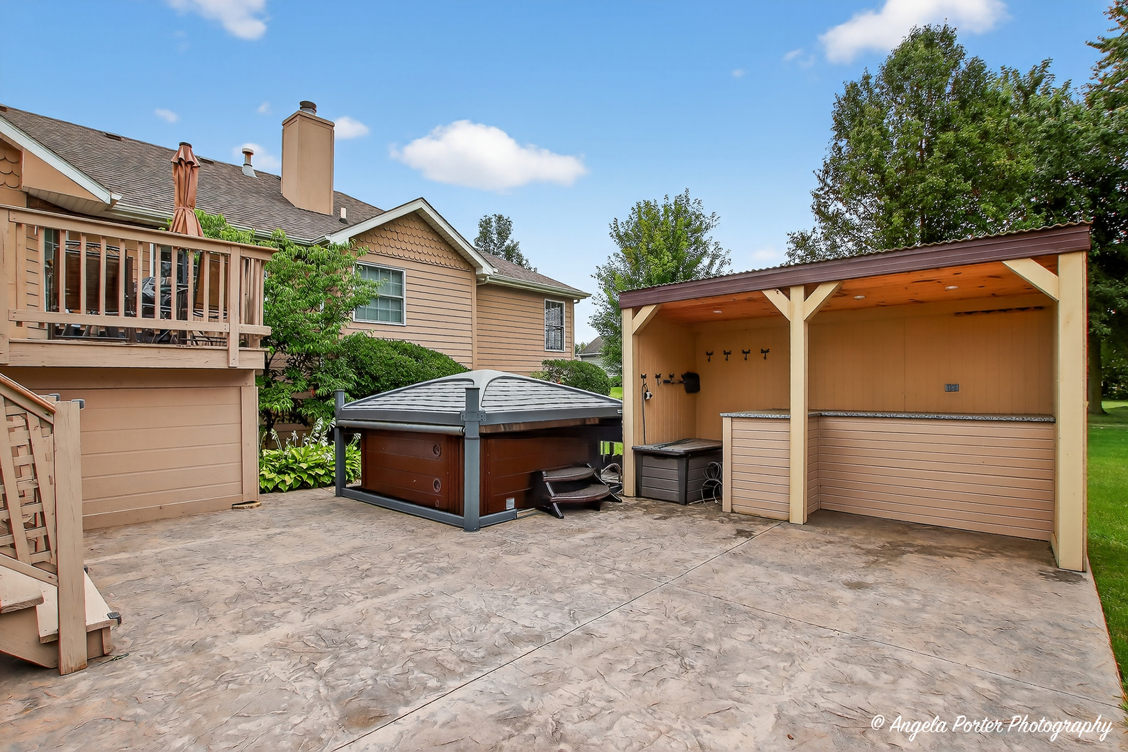 Mchenry, Illinois, 60051, United States, 4 Bedrooms Bedrooms, ,4 BathroomsBathrooms,Residential,For Sale,2006367