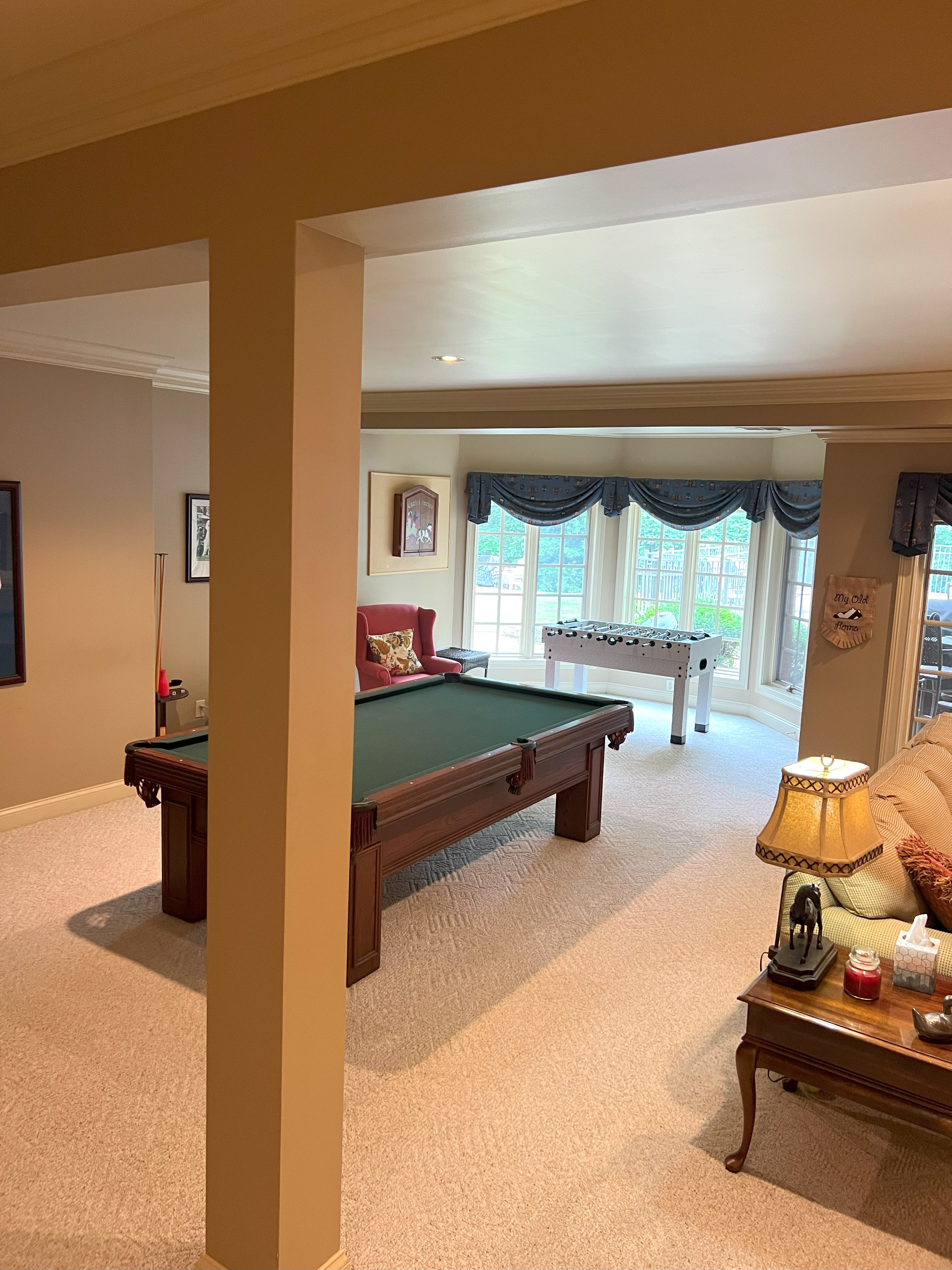 Frankfort, Kentucky, 40601, United States, 5 Bedrooms Bedrooms, ,4 BathroomsBathrooms,Residential,For Sale,1983551