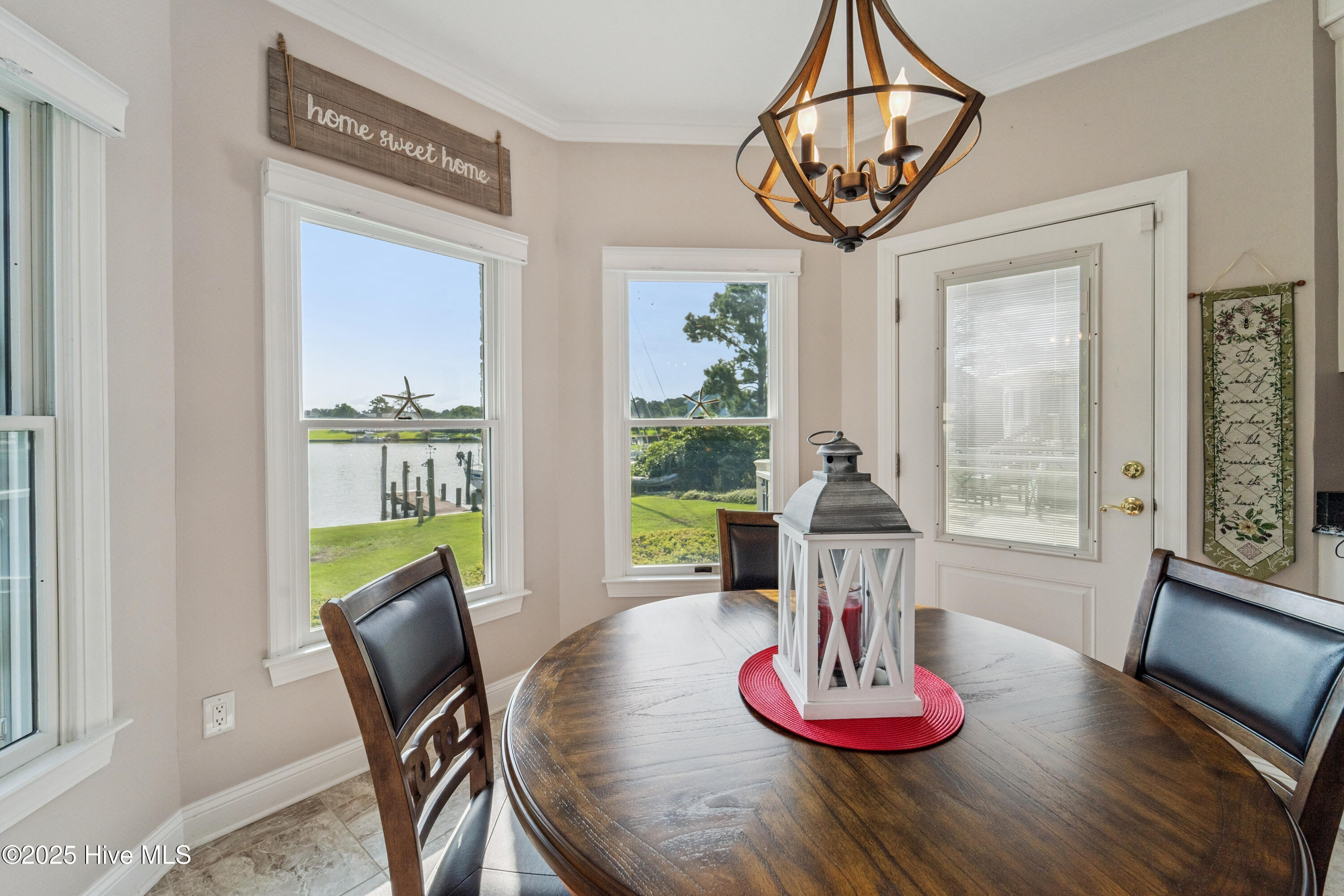 New Bern, North Carolina, 28560, United States, 4 Bedrooms Bedrooms, ,3 BathroomsBathrooms,Residential,For Sale,1907556