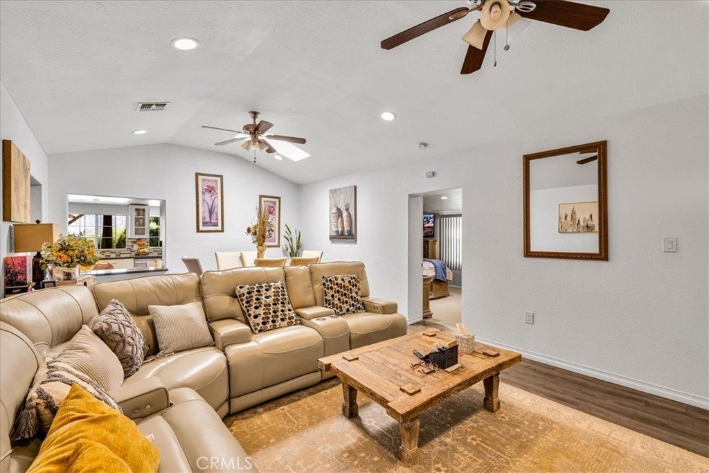 Morongo Valley, California, 92256, United States, 2 Bedrooms Bedrooms, ,2 BathroomsBathrooms,Residential,For Sale,1819780